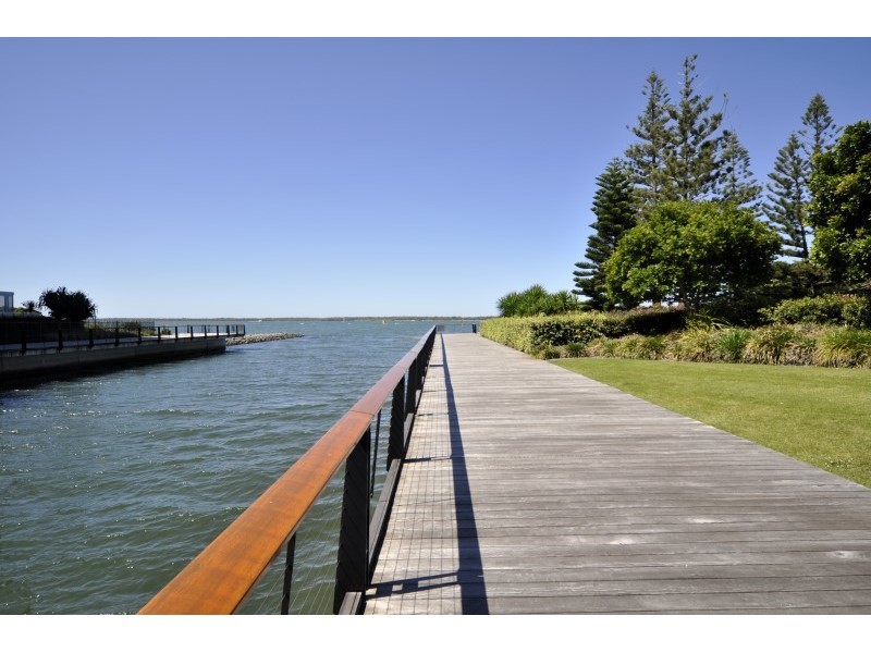 4305/323 Bayview Street, Hollywell QLD 4216