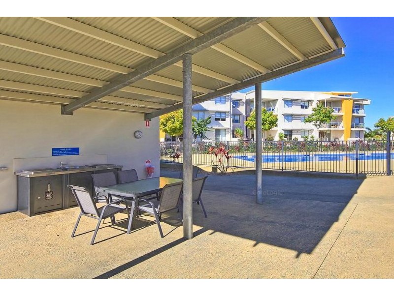 117/64 Sickle Avenue, Hope Island QLD 4212