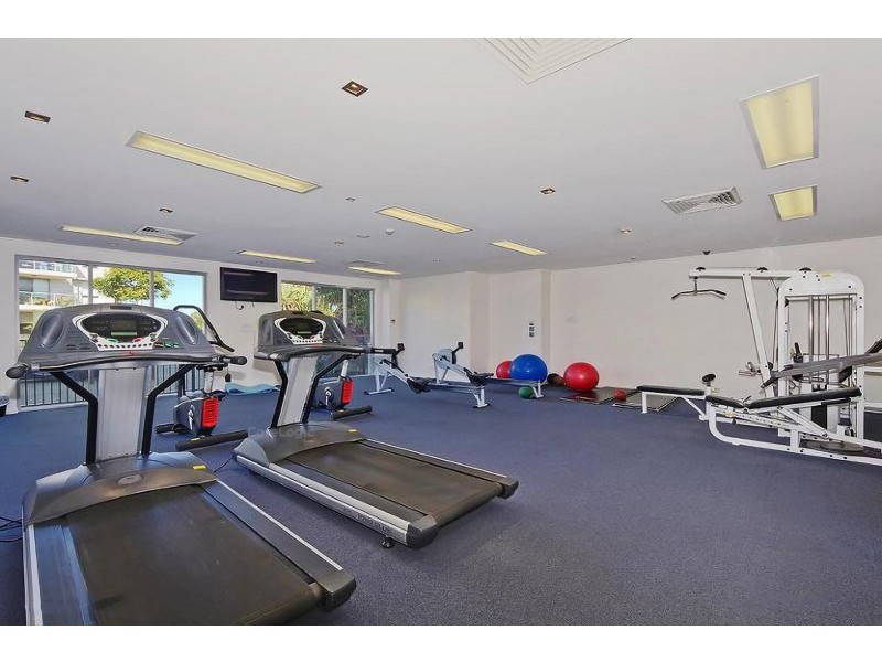 117/64 Sickle Avenue, Hope Island QLD 4212