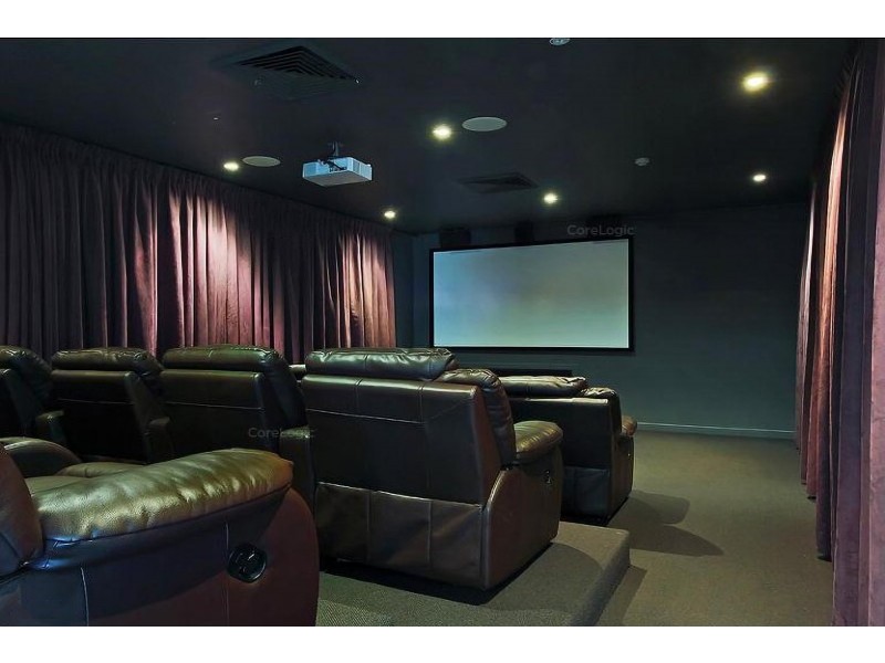 117/64 Sickle Avenue, Hope Island QLD 4212