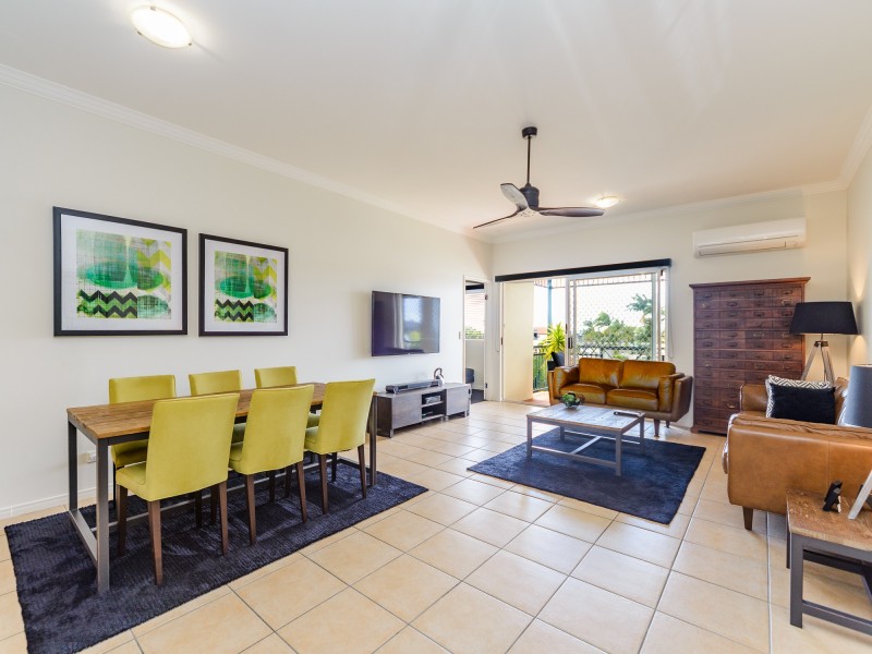 20/82-86 Limetree Parade, Runaway Bay QLD 4216