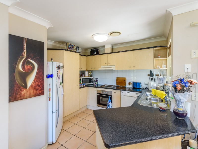 5 Oxbridge Chase, Arundel QLD 4214