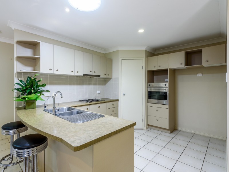 83 Tiger Drive, Arundel QLD 4214