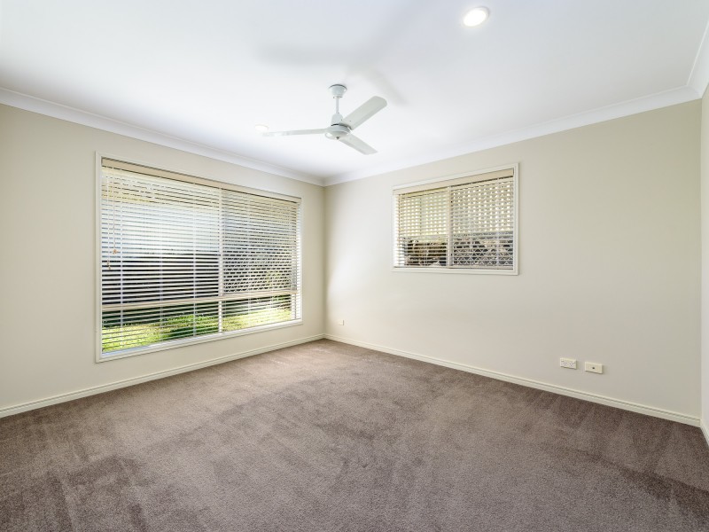 83 Tiger Drive, Arundel QLD 4214
