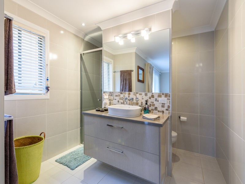 6A Deagon Drive, Runaway Bay QLD 4216