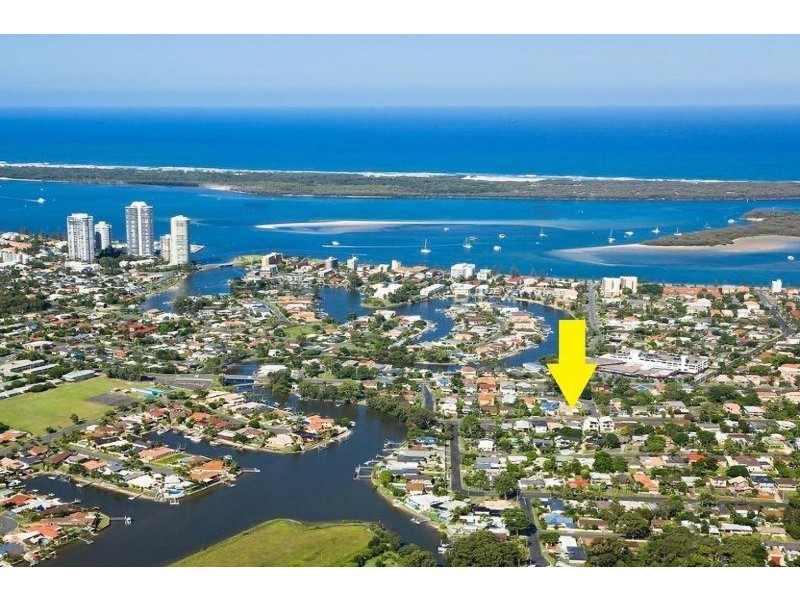 39 Ashbourne Terrace, Biggera Waters QLD 4216
