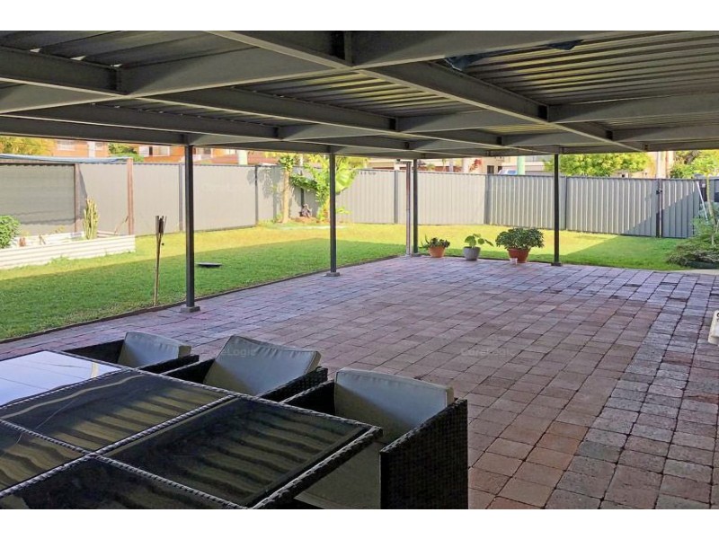 39 Ashbourne Terrace, Biggera Waters QLD 4216