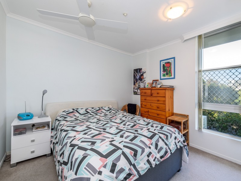 9/15 Brighton Street, Biggera Waters QLD 4216