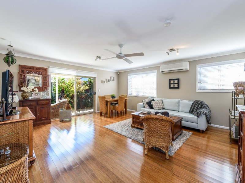 1/41 Ashbourne Terrace, Biggera Waters QLD 4216