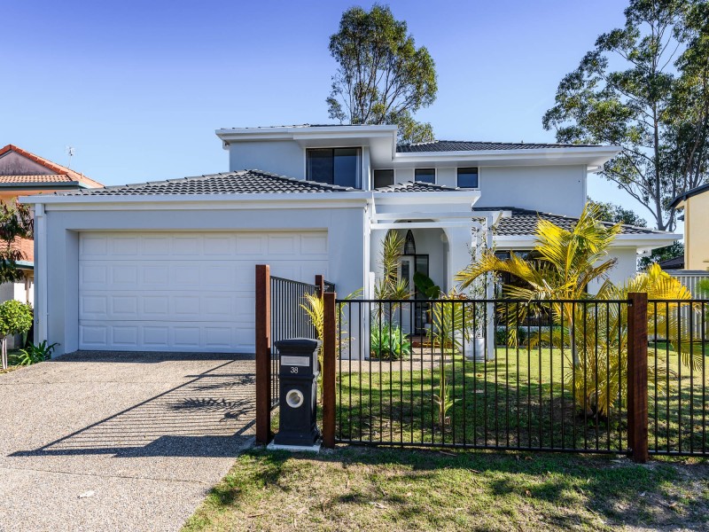 38 Christina Ryan Way, Arundel QLD 4214