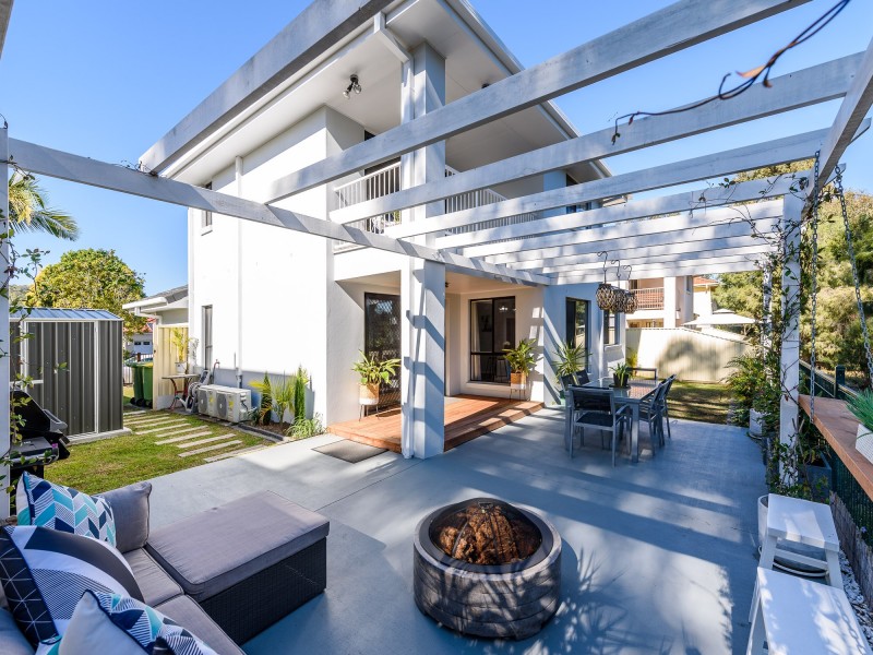 38 Christina Ryan Way, Arundel QLD 4214