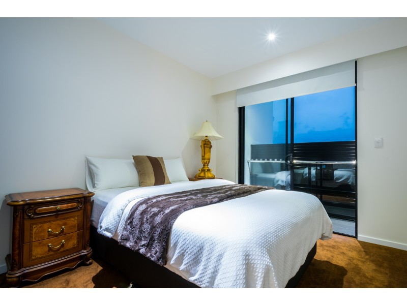 25A Milton Avenue, Paradise Point QLD 4216