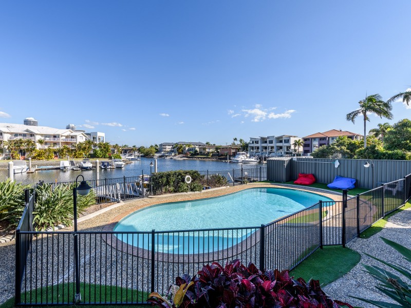 5/14-18 Jennifer Avenue, Runaway Bay QLD 4216
