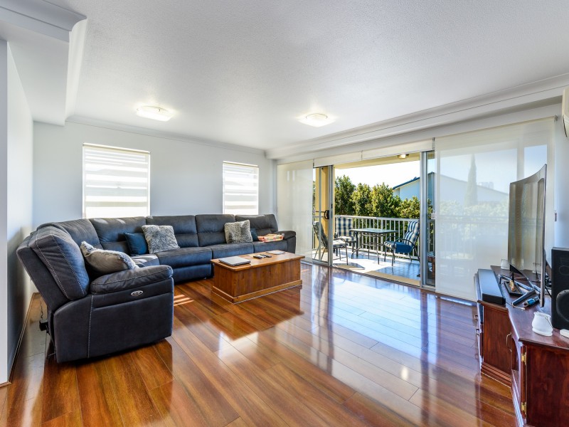 10/22 Oleander Avenue, Biggera Waters QLD 4216