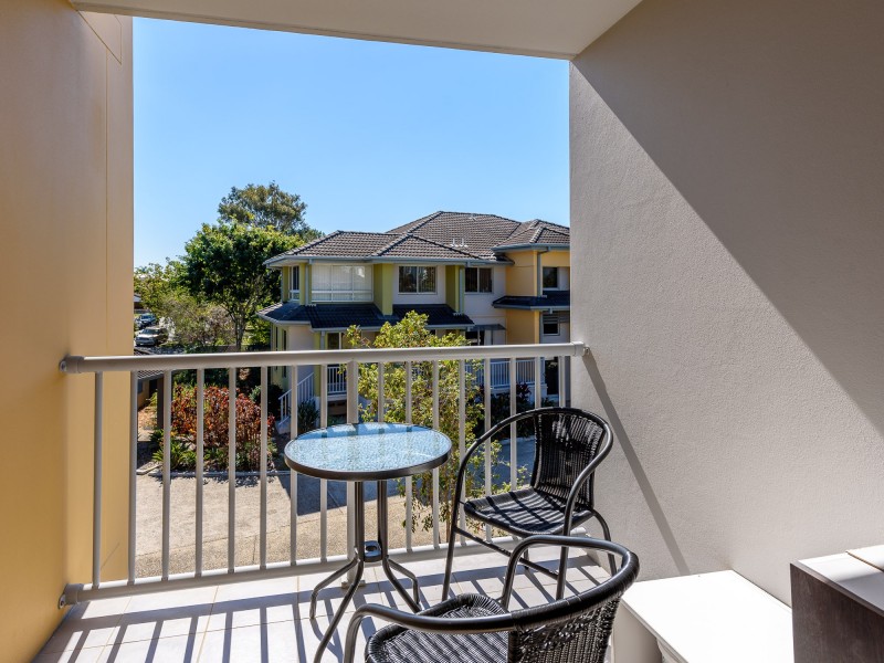 10/22 Oleander Avenue, Biggera Waters QLD 4216