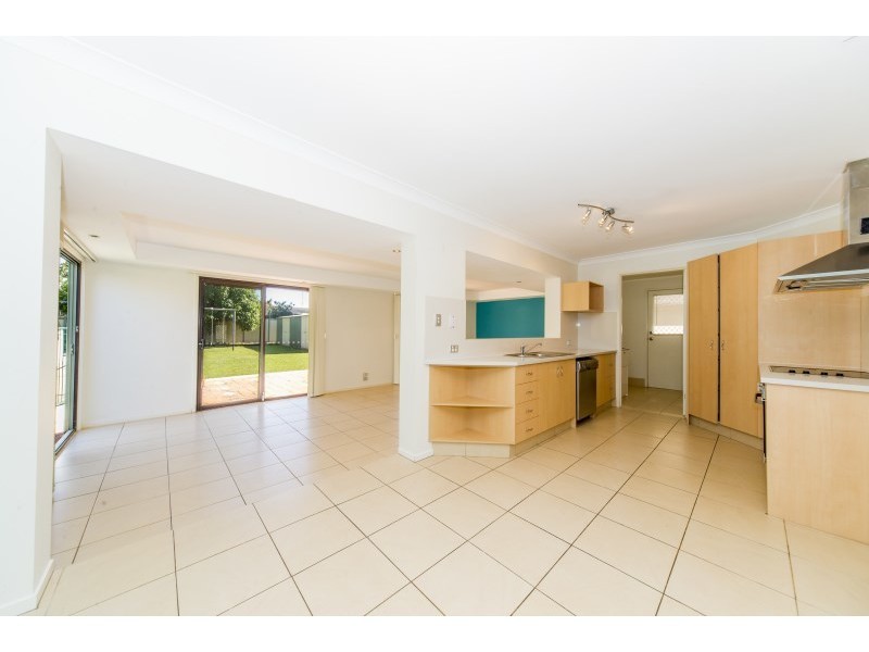 42 Doreen Drive, Coombabah QLD 4216