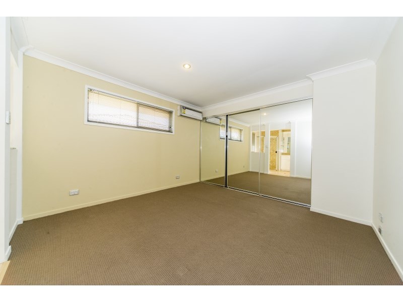 42 Doreen Drive, Coombabah QLD 4216