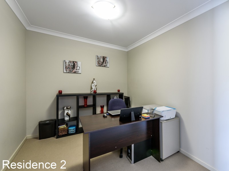 2 Gene Kelly Court, Maudsland QLD 4210