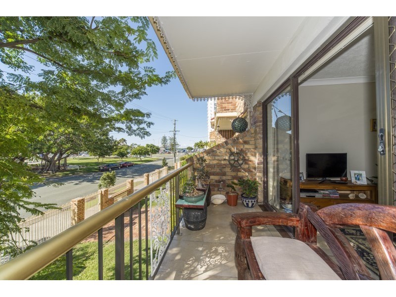 7/6 Broad Street, Labrador QLD 4215