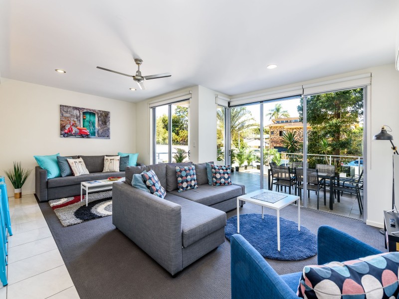 1/43-45 Anembo Street, Surfers Paradise QLD 4217