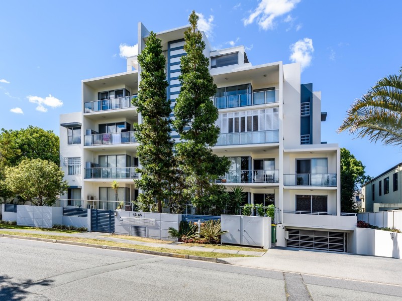 1/43-45 Anembo Street, Surfers Paradise QLD 4217