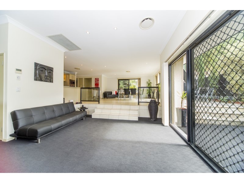 11 McNamara Court, Oxenford QLD 4210