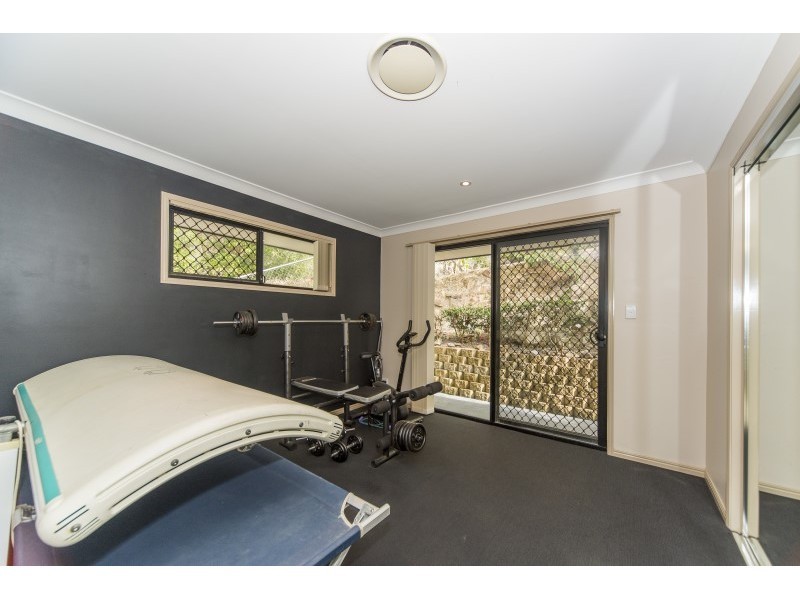 11 McNamara Court, Oxenford QLD 4210