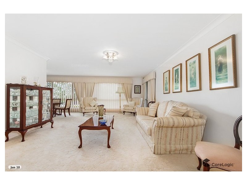 1 Leura Place, Helensvale QLD 4212