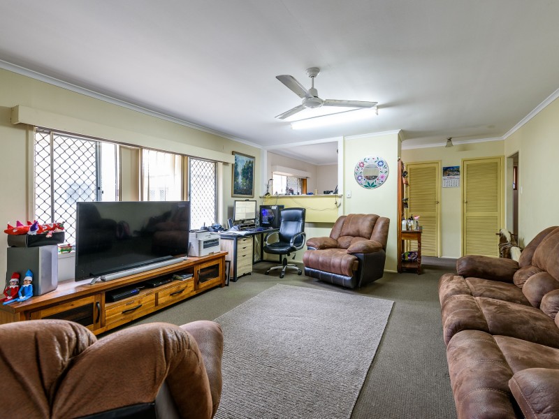 15 Cawthray Street, Biggera Waters QLD 4216