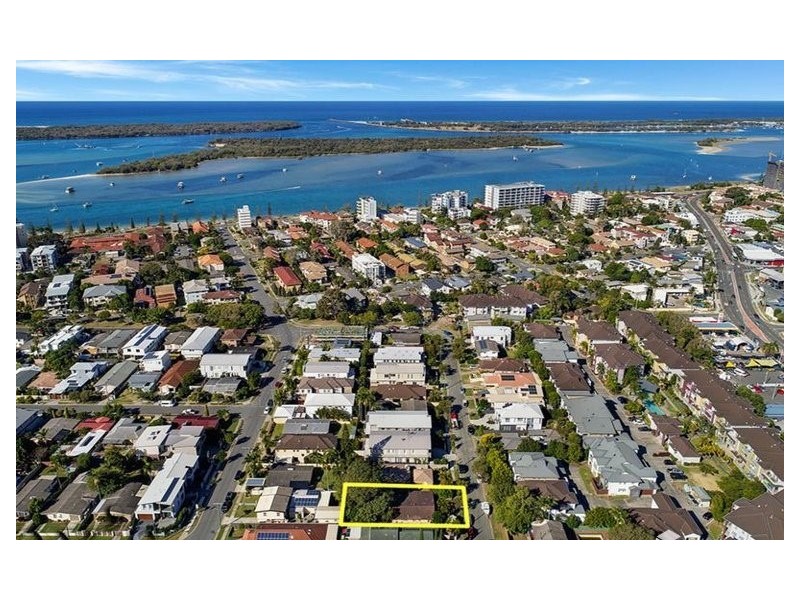 15 Cawthray Street, Biggera Waters QLD 4216