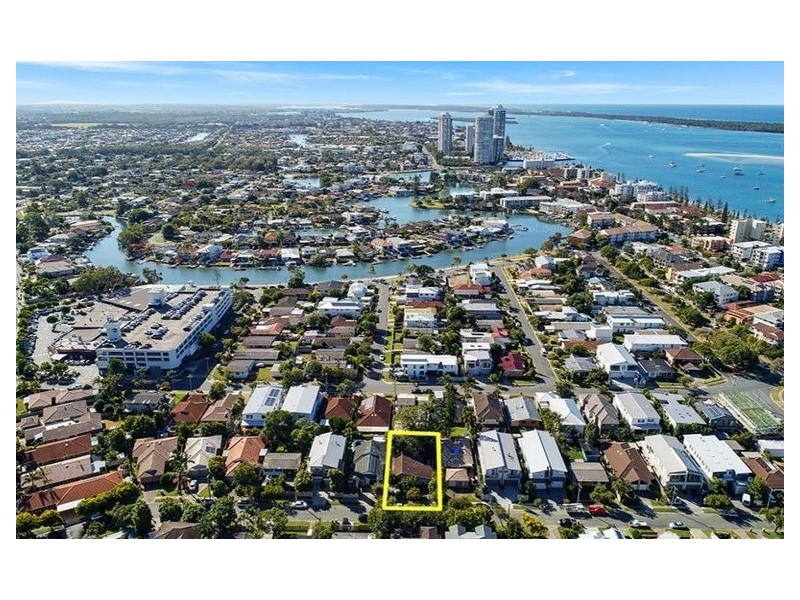 15 Cawthray Street, Biggera Waters QLD 4216