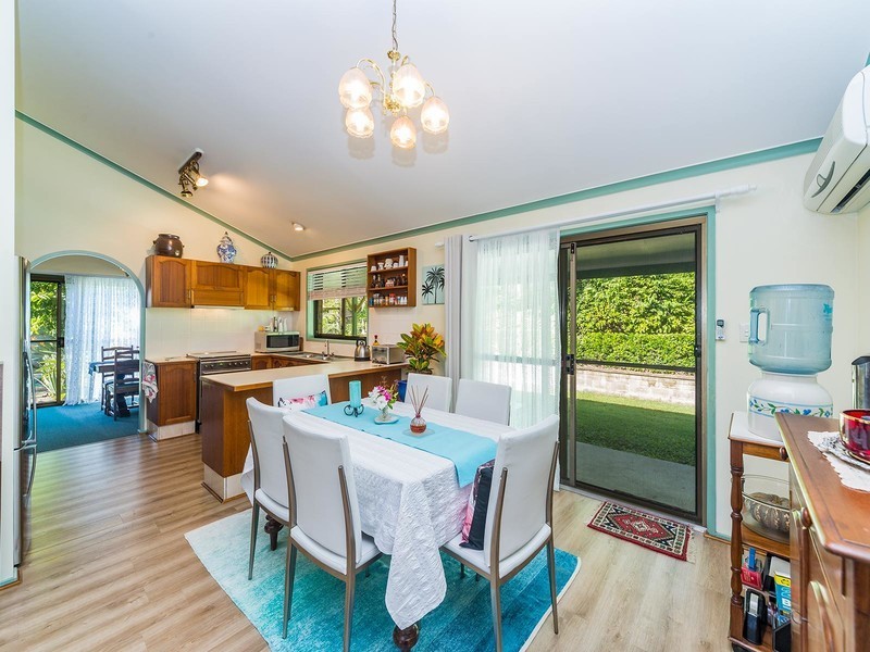 31 Helensvale Road, Helensvale QLD 4212