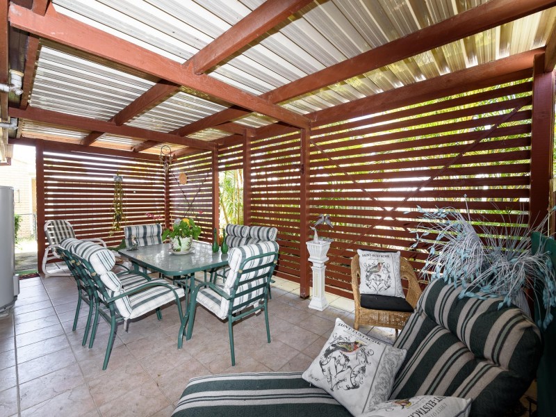 2/30 Kangaroo Avenue, Coombabah QLD 4216