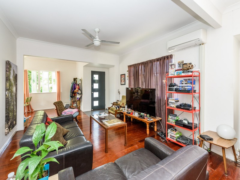 52 Beale Street, Southport QLD 4215