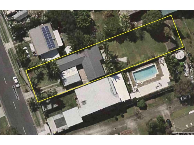 33 Ashbourne Terrace, Biggera Waters QLD 4216