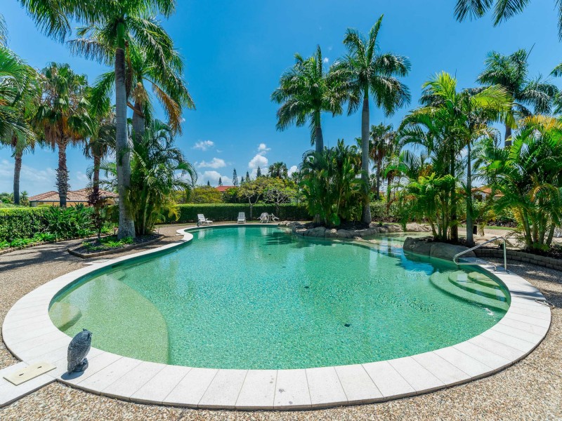 85/76 Bayview Street, Runaway Bay QLD 4216