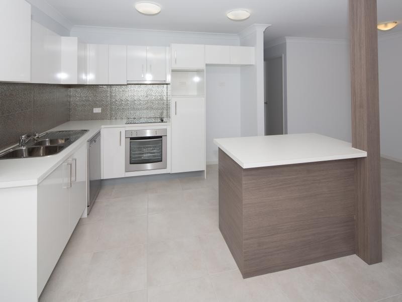 12/22 Yulia Street, Coombabah QLD 4216