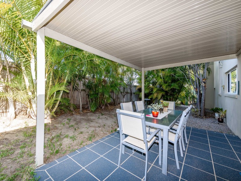 3 Tari Court, Runaway Bay QLD 4216