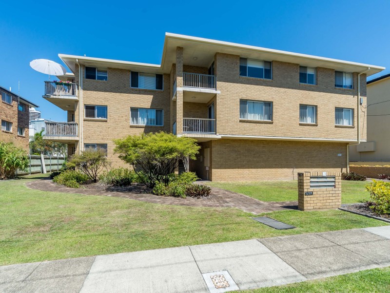 3/24 Madang Crescent, Runaway Bay QLD 4216