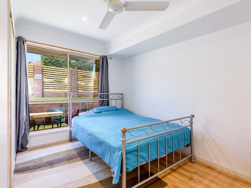 11 Maui Crescent, Oxenford QLD 4210