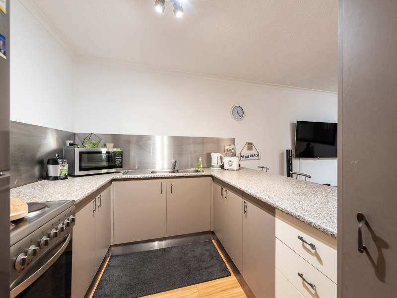 1/16 Madang Crescent, Runaway Bay QLD 4216