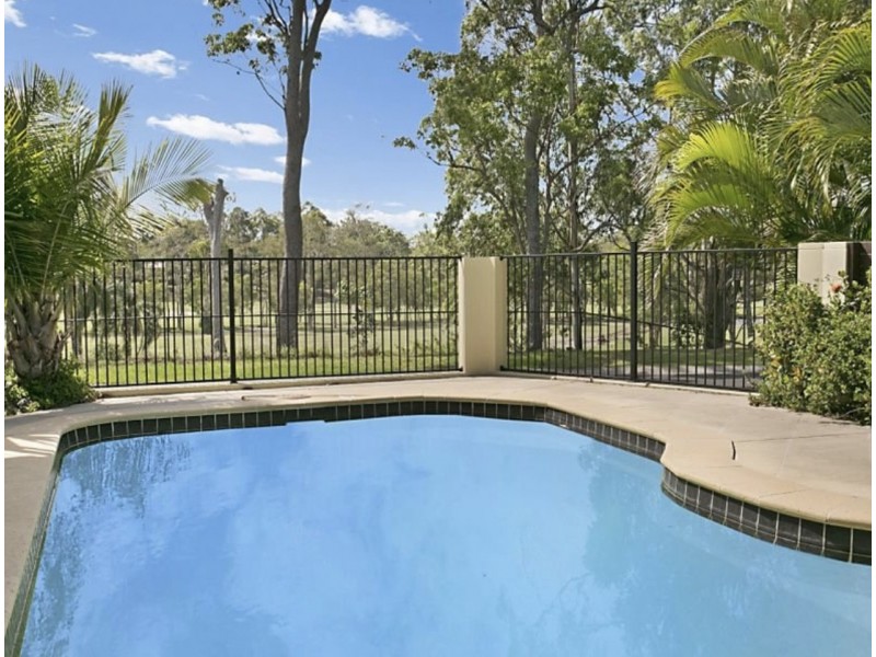 9 West Mountain Court, Parkwood QLD 4214