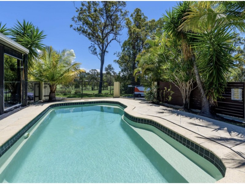 9 West Mountain Court, Parkwood QLD 4214