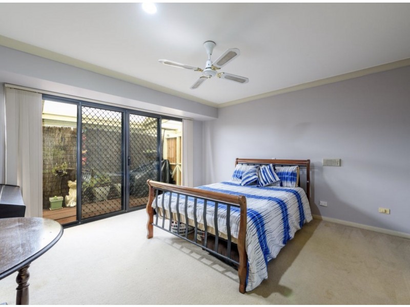 9 West Mountain Court, Parkwood QLD 4214