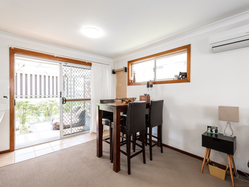 9 Tudor Place, Biggera Waters QLD 4216