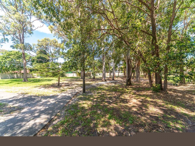1/142 Oxley Drive, Paradise Point QLD 4216