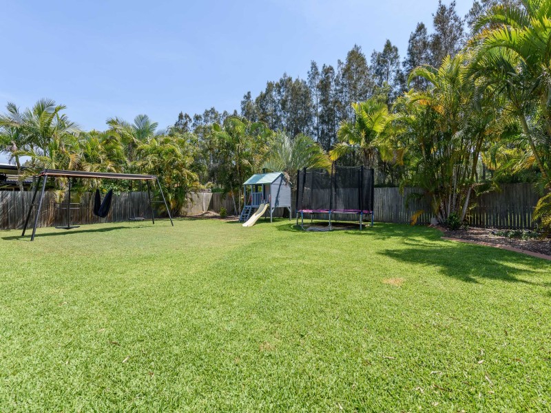 16 Rosswood Court, Helensvale QLD 4212
