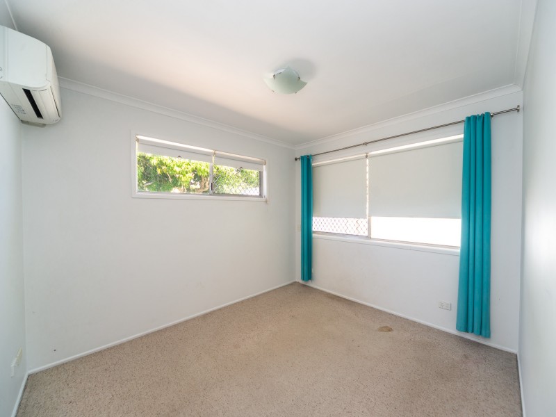 33 Mungera Street, Runaway Bay QLD 4216