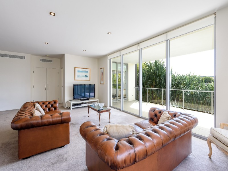 228/3 Pendraat Parade, Hope Island QLD 4212
