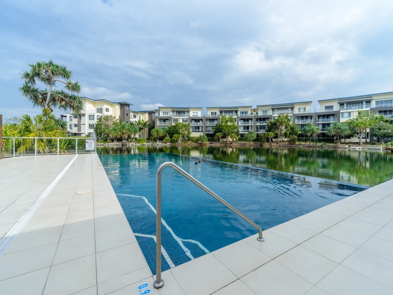 228/3 Pendraat Parade, Hope Island QLD 4212